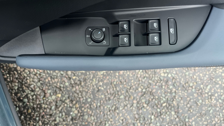 CUPRA Terramar 1.5 eTSI 150 V1 5dr DSG Petrol Hatchback